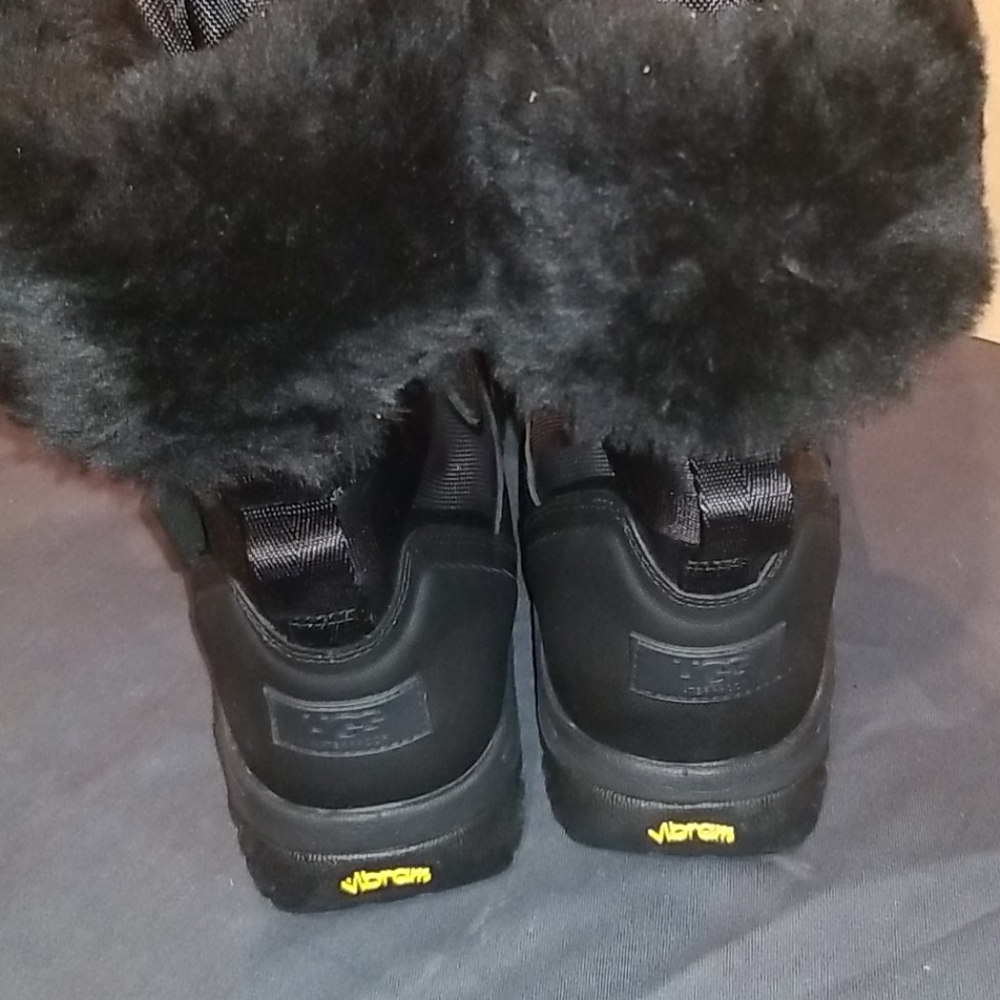 Waterproof boots - Picture 4 of 9